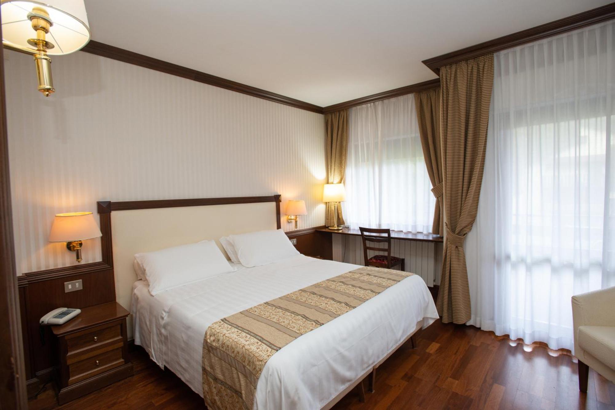 & Hotel