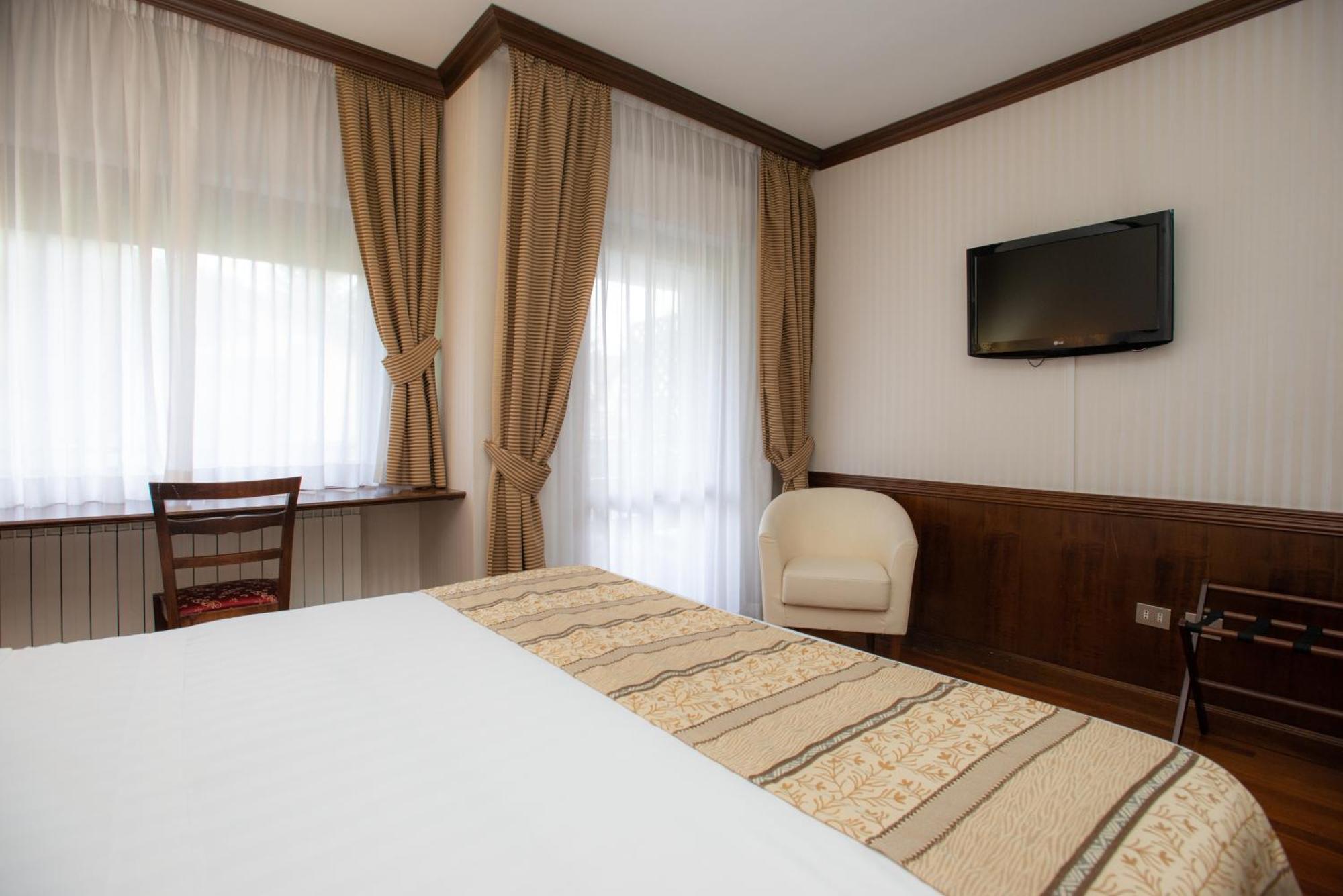 Hotel & Pescasseroli